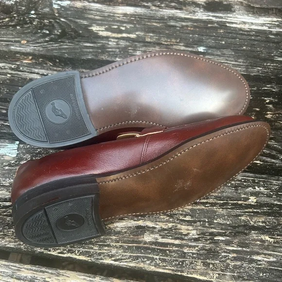 NWT Vintage Leather Classics Brown Leather Slip On Loafers  display picture 1